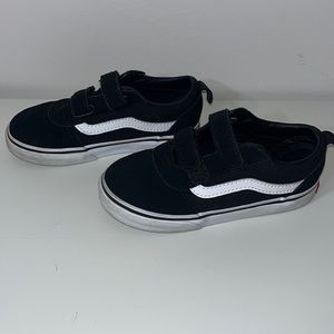 Black and white boys vans. Size 10